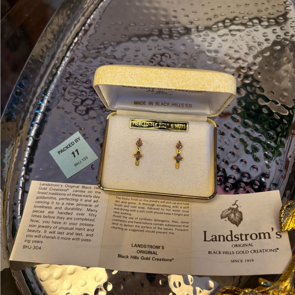 Vintage Landstrom's Black Hills Gold Cross Dangle Earrings - Picture 9 of 12